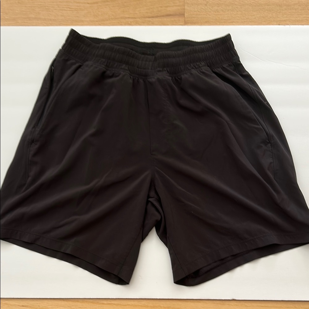 Lululemon Men’s Black Pace Breaker Short 7” Linerless (LL)